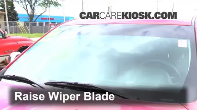 2013 Dodge Durango RT 5.7L V8 Escobillas de limpiaparabrisas delantero Cambiar escobillas de limpiaparabrisas